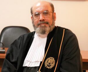 دکتر جعفر کوشا : وکلا حلقه واسط میان مردم و حاکمیت هستند