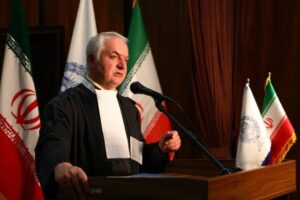 حسن صفادوست به عنوان رئیس جدید کانون وکلای مرکز انتخاب شد