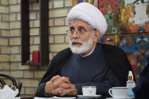 محسن رهامی: حکومت از طریق عفو عمومی و مجازات تعزیری ماده 618 با مردم آشتی کند.